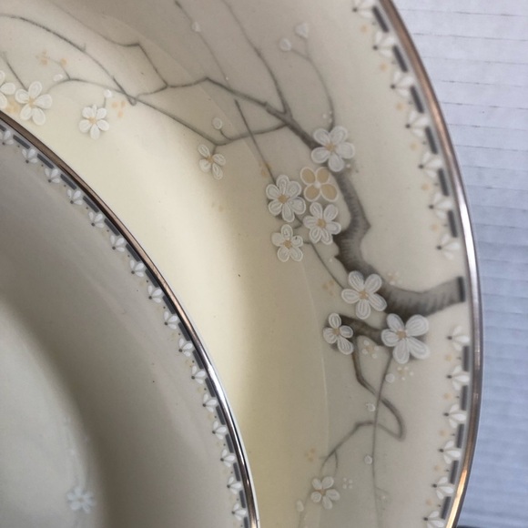 1985 Royal Doulton Angela Plate Set - Picture 3 of 12